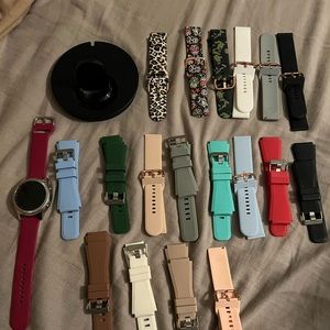 Samsung S3 classic watch 19 bands charger and tempered glass cover